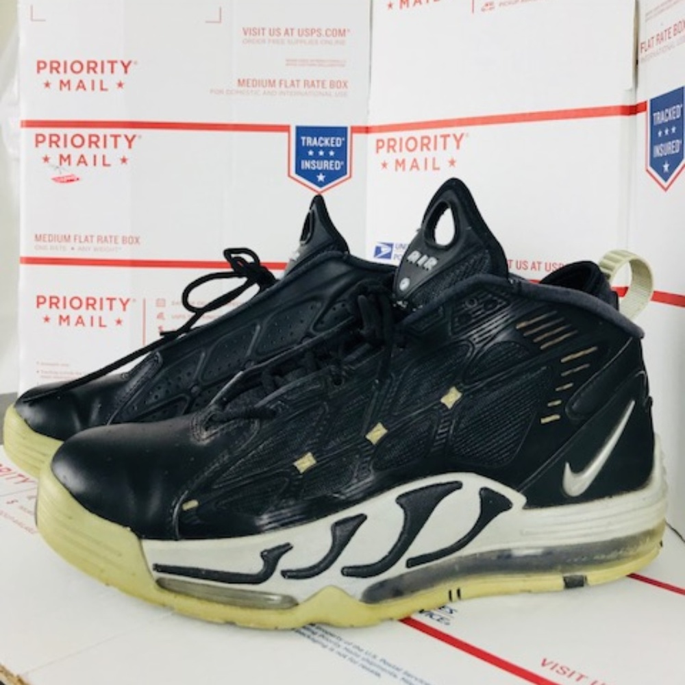 MENS NIKE TOTAL AIR MAX PILLAR 525226-010 SIZE 9.5